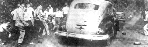 RobesonAttacked-PWW3-4-00P10.jpg (72668 bytes)